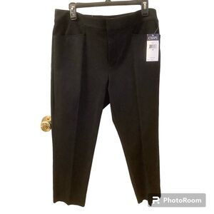 NEW Chaps Slimming Fit Black Capri Pants - 12